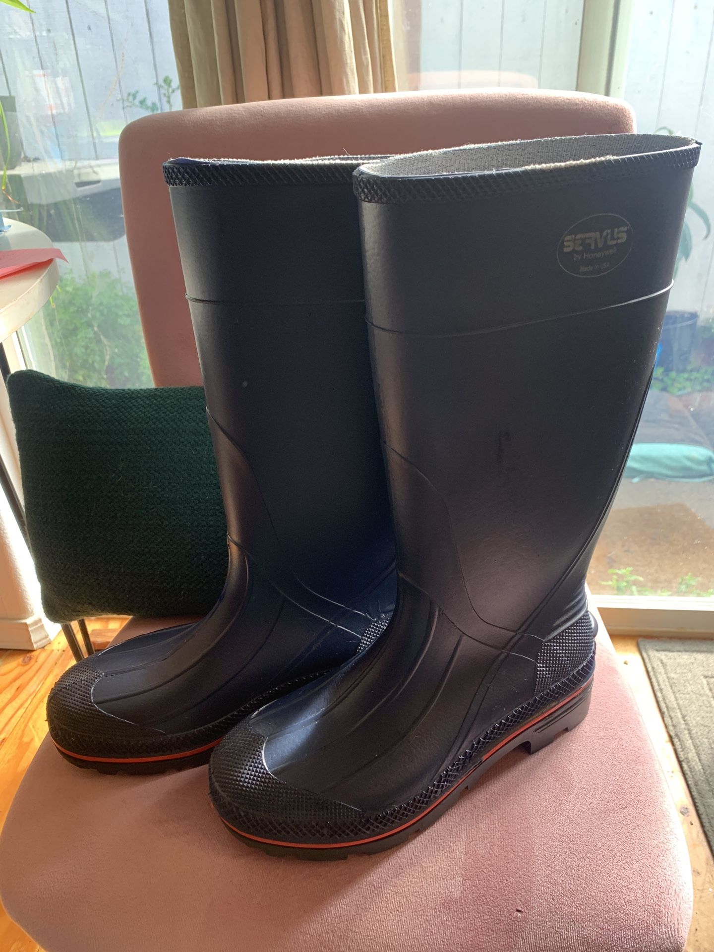 Navy Rain boots Size 9