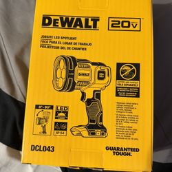 Dewalt 20V MAX Cordless LED Jobsite Spotlight
