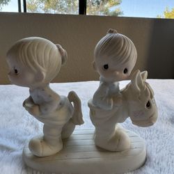 Precious Moments 1982 Figurine “How Can Two Walk Together…” – Box Not Included