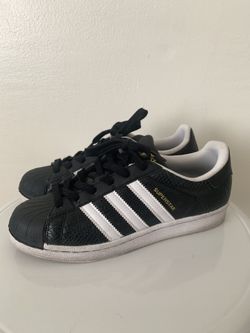 Black Adidas Superstars Size 7 Women - 5 1/2 Men
