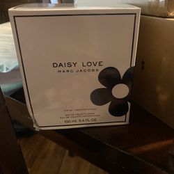 Marc Jacob’s 3.4 OZ