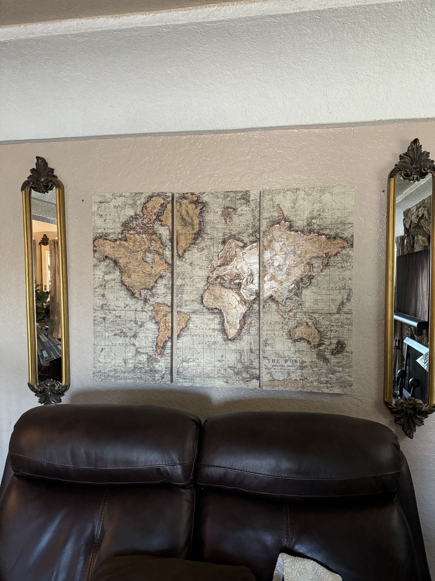 Canvas Wall Map