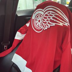 Brand new authentic red wings jersey (fanatics) sz small