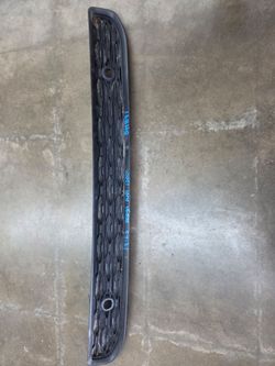 2019-2023 Dodge Ram 1500 Front Bumper Lower Grille Grill w/Sensor Hole Cover