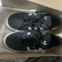 Adidas Campus Men’s 10.5 