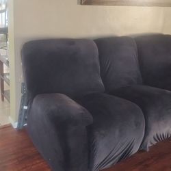 Reclyner And Love Seat Recliner