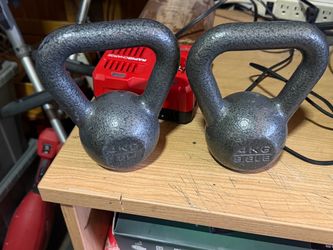 Two kettlebells 8.8 lbs each
