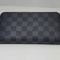 Louis Vuitton Brazza Monogram Stunning Women's Wallet