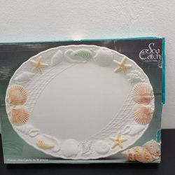 Sea Catch Serving Platter. Item No 839 (Shopgoodwill)