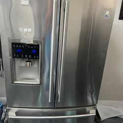 Electrolux Counter Depth Fridge 