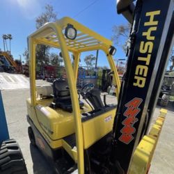 2016 Hyster Forklift 