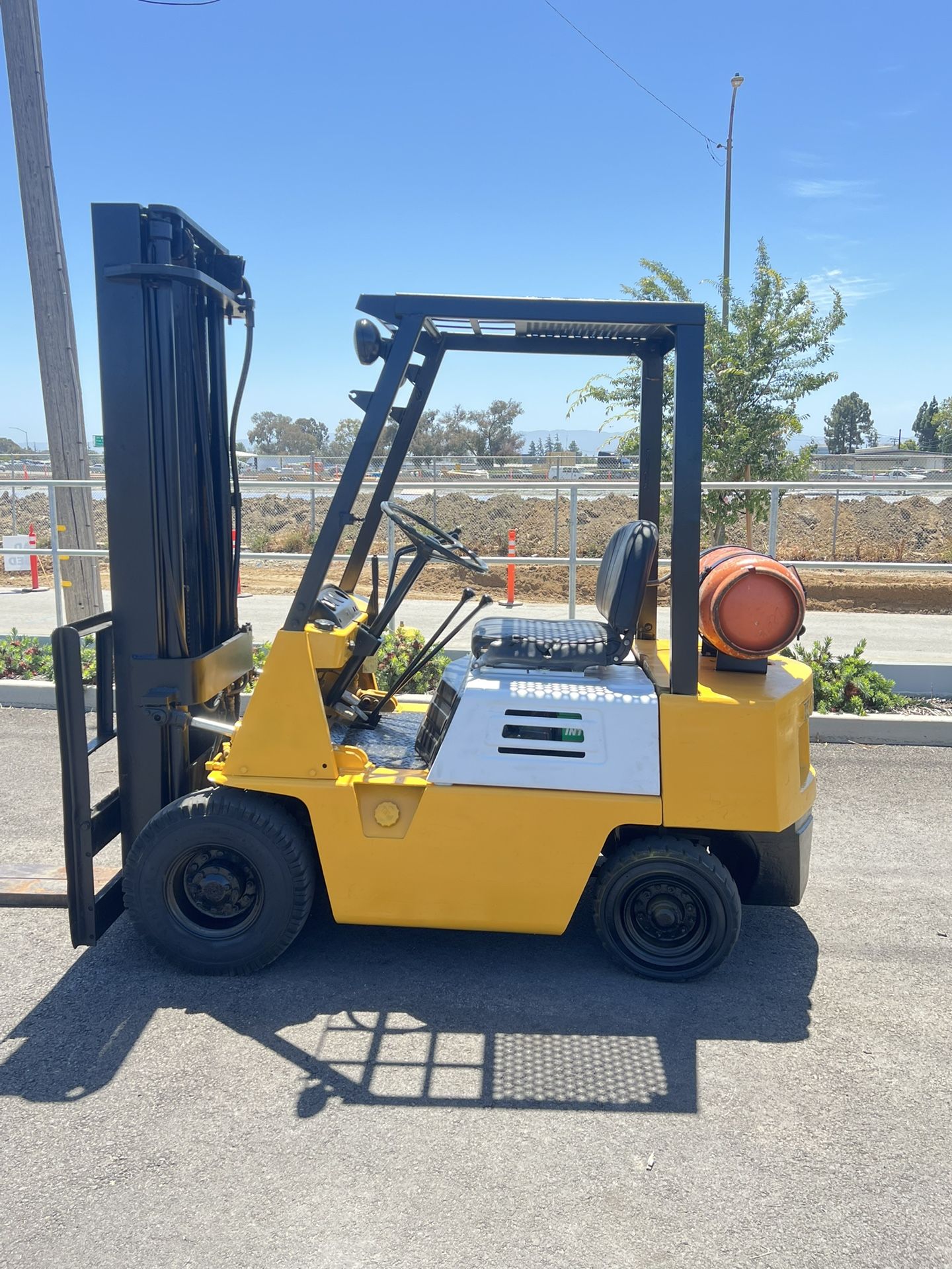 Komatsu, Forklift
