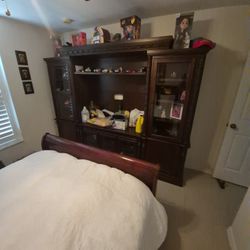 Queen Bedroom Set