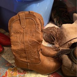 New Size 7 Half Boots 30 Dollars