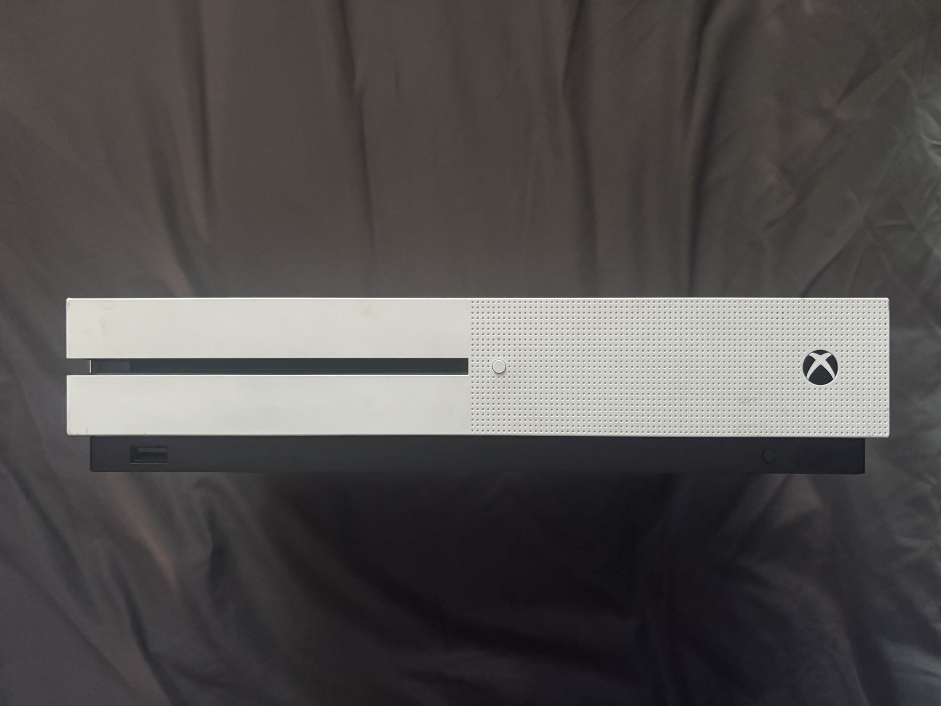 Xbox One S