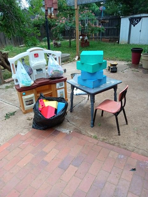 Play Kitchen