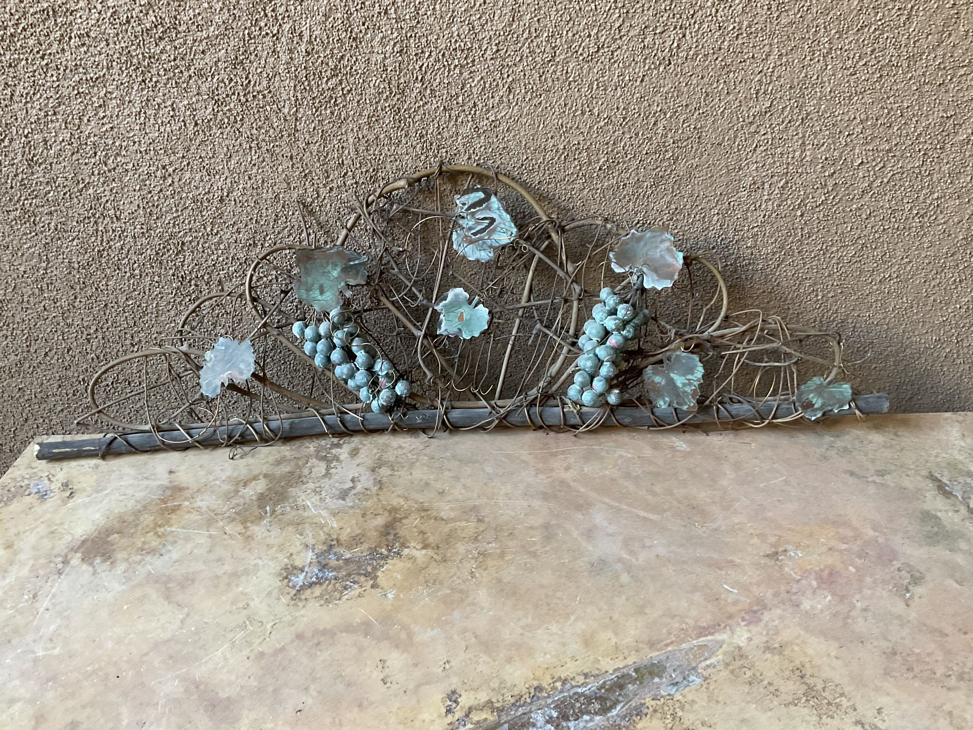 Grapevine And Twig Decor