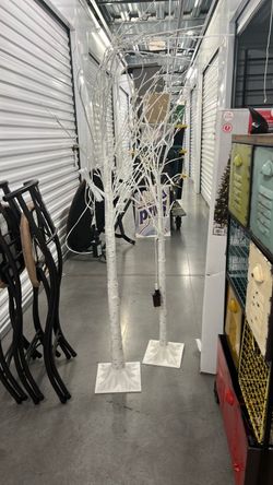 Decorate trees