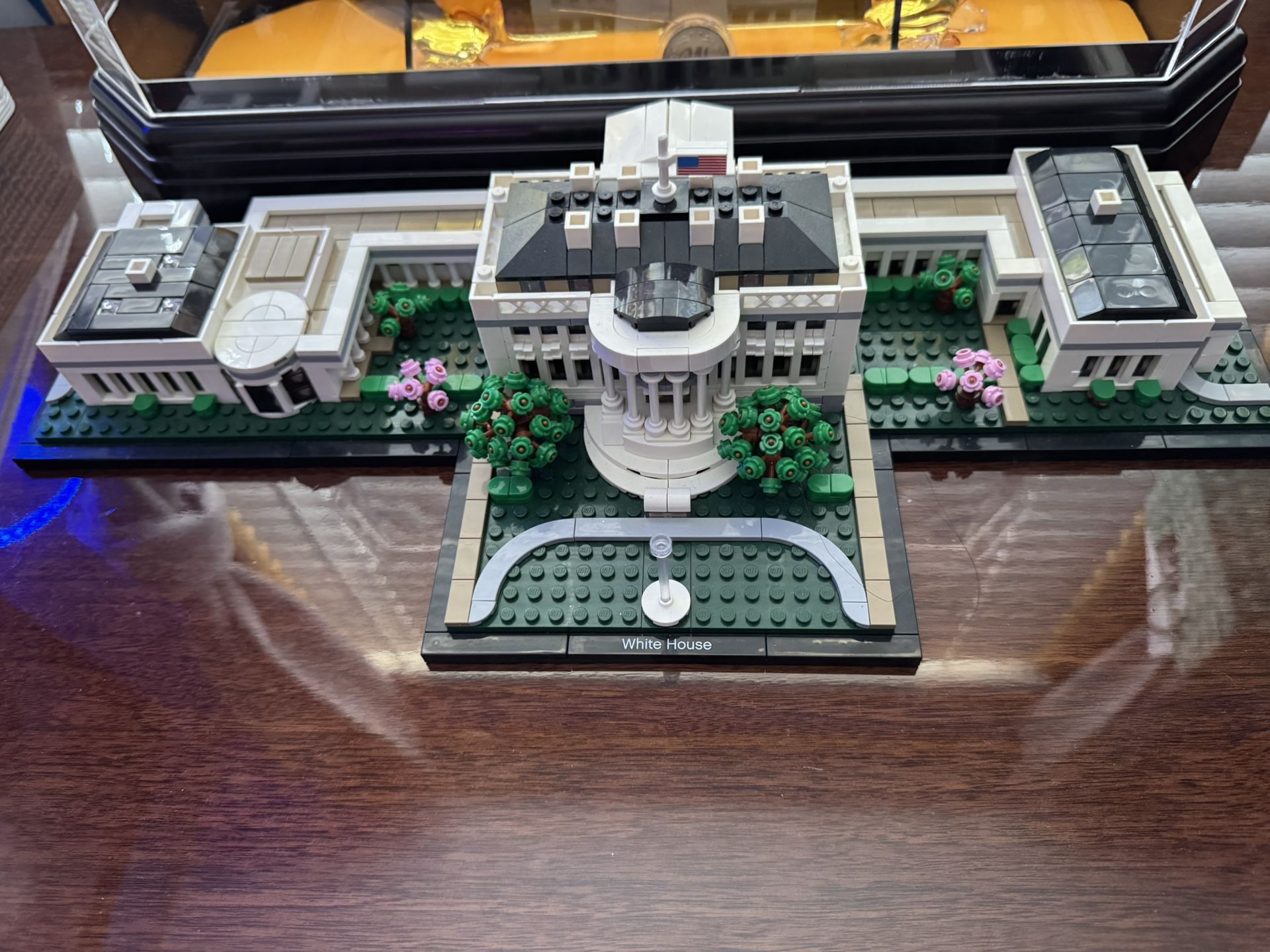 White House Finished Lego