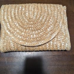EWC Raffia Wicker Tan Envelope Clutch Purse NWOT 9” X  8”