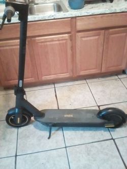 NineBot Kick Scooter G30P Used