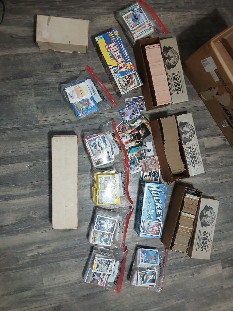 Nba Nhl Mlb Nfl Cards Old Selling As A Package Deal