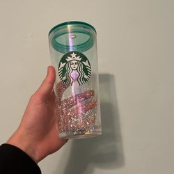 Snow Glass Cup Winter 2023 Starbucks Cup Collection