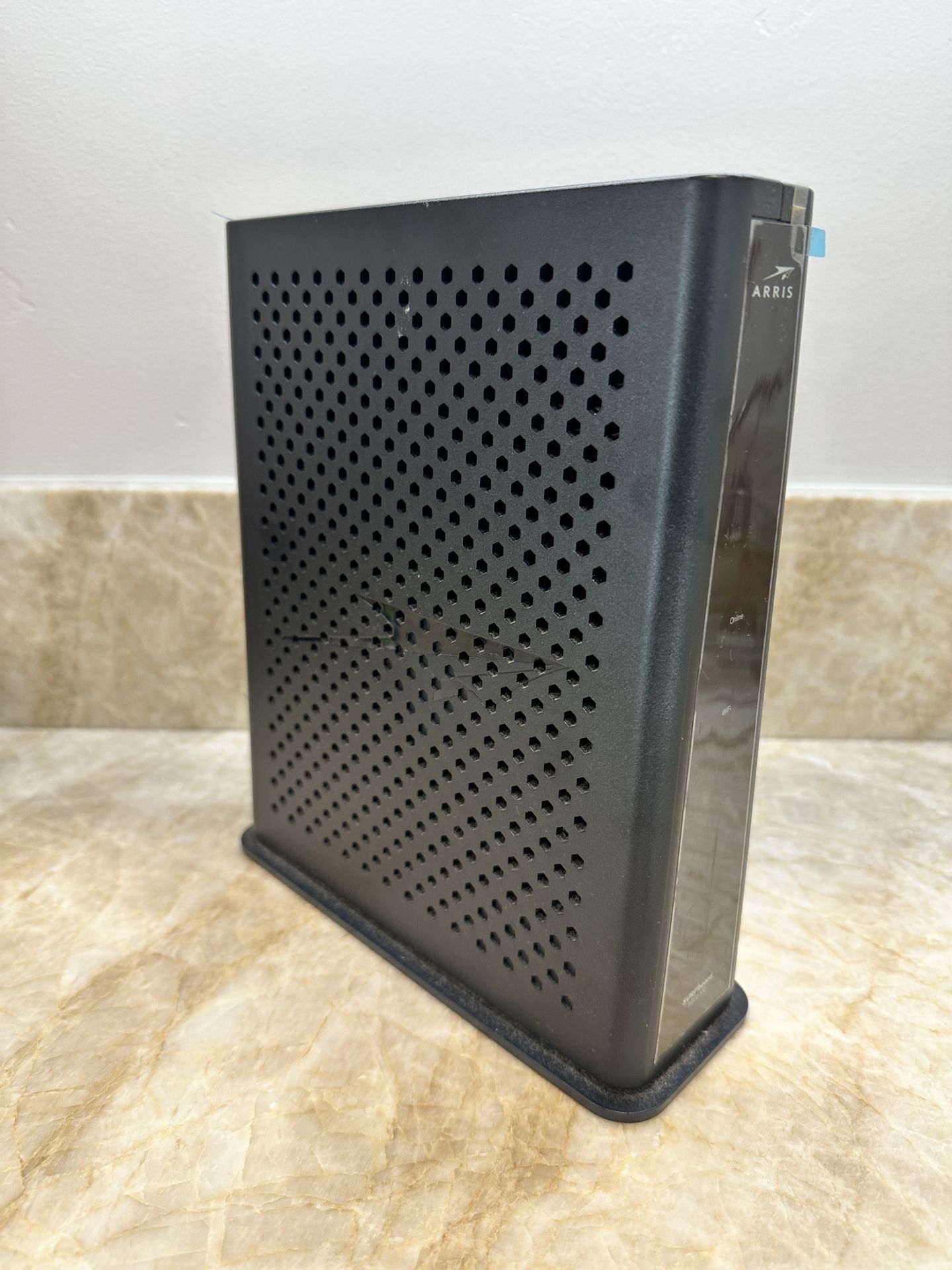 SURFboard SBG 8300 DOCSIS 3.1 Wireless Cable Modem With AC2350 Wifi