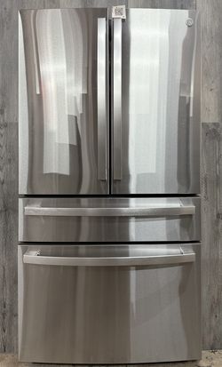 GE Refrigerator PGE29BYTFS - 03195