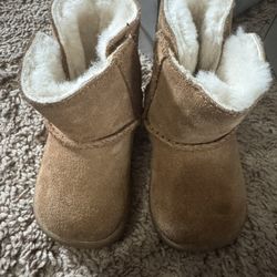 UGG For Baby. Size 6-12 Months