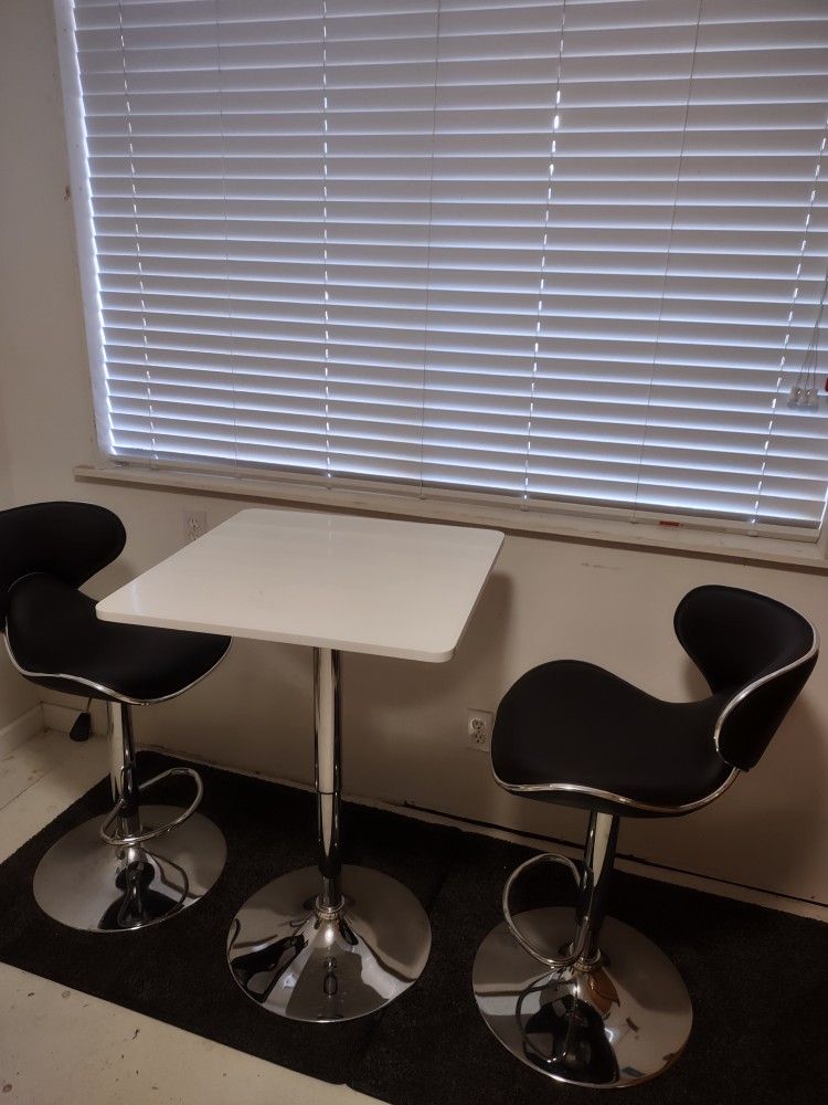 Bistro Table And Chairs