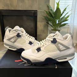 Size 11.5 Jordan 4 ‘Midnight navy’ 