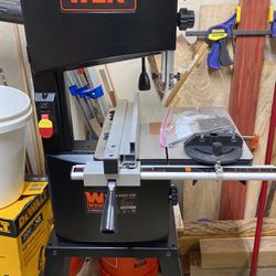 10” Band Saw With Stand