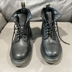 Mens size 6 Doc Marten Black Boots equal to size 8 womens