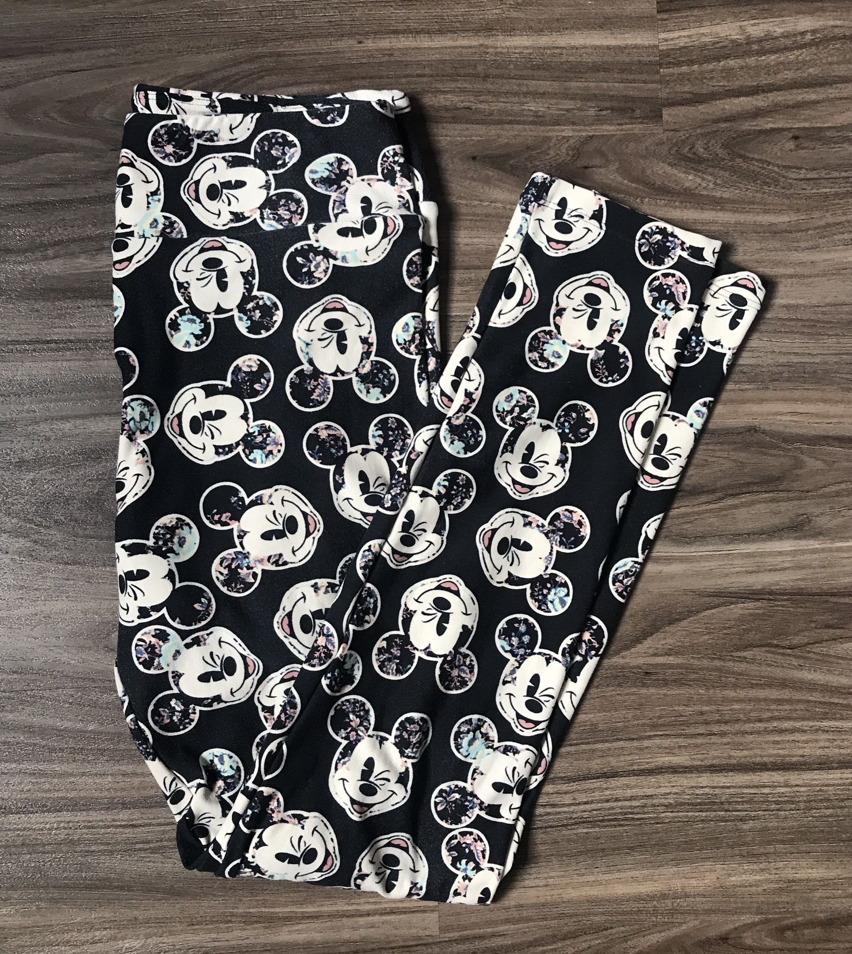 Disney X LuLaRoe Mickey Leggings One Size