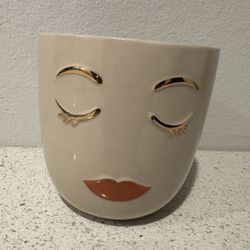 Face Ceramic Pot