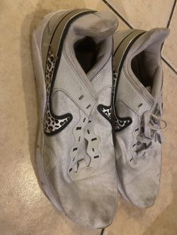 Nike Cheetah Size 9