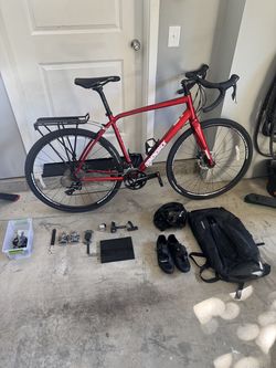 Diamondback Haanjo 3 Gravel / Road Bike – 56 cm – Loaded with Accessories