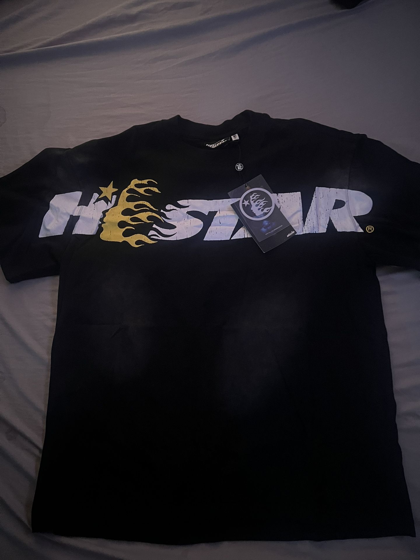 hellatar tee