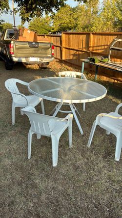 CRISTAL TABLE