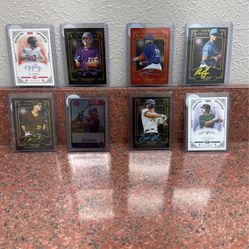 Baseball sports cards lot. Onyx Autos.