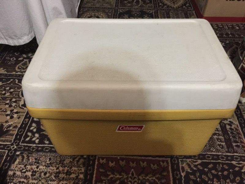 1974 plastic Coleman cooler with bottle opener on side