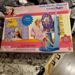 Barbie duck powered bath works playset