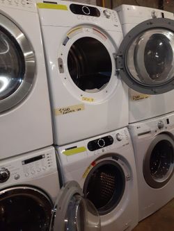 Samsung front load washer and electric dryer set working perfectly with 4 months warranty