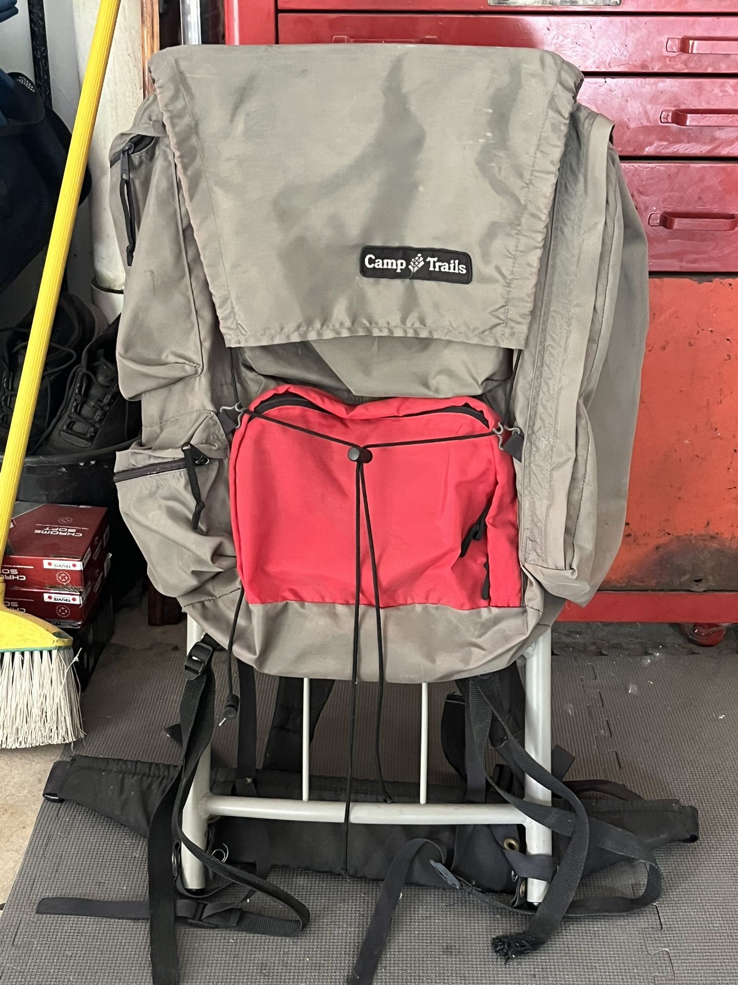 Camp Trails Backpack