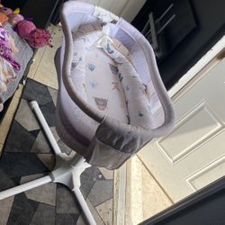 Bassinet & Swinger Set