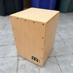 Percussion Cajon
