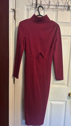 Burgundy Wine Cutout Turtleneck Bodycon Midi Dress – Medium