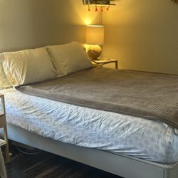 Adjustable Queen Bed with Mattress