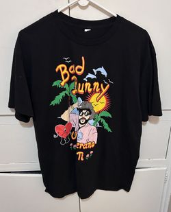 Bad Bunny Shirt Size Men’s XL
